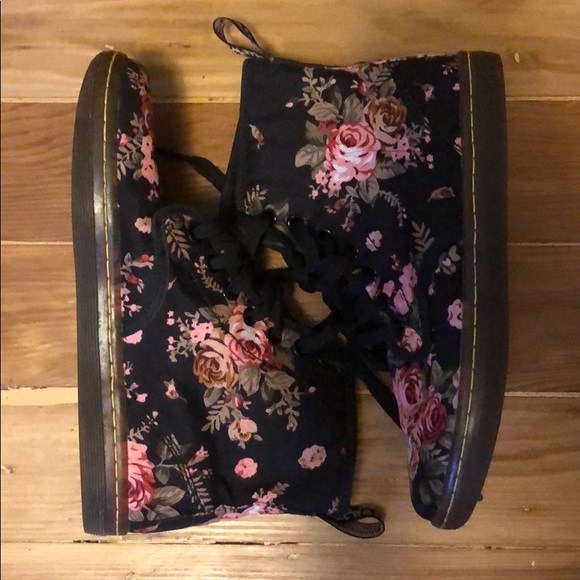 Floral Canvas Dr. Martens - Picture 3 of 6